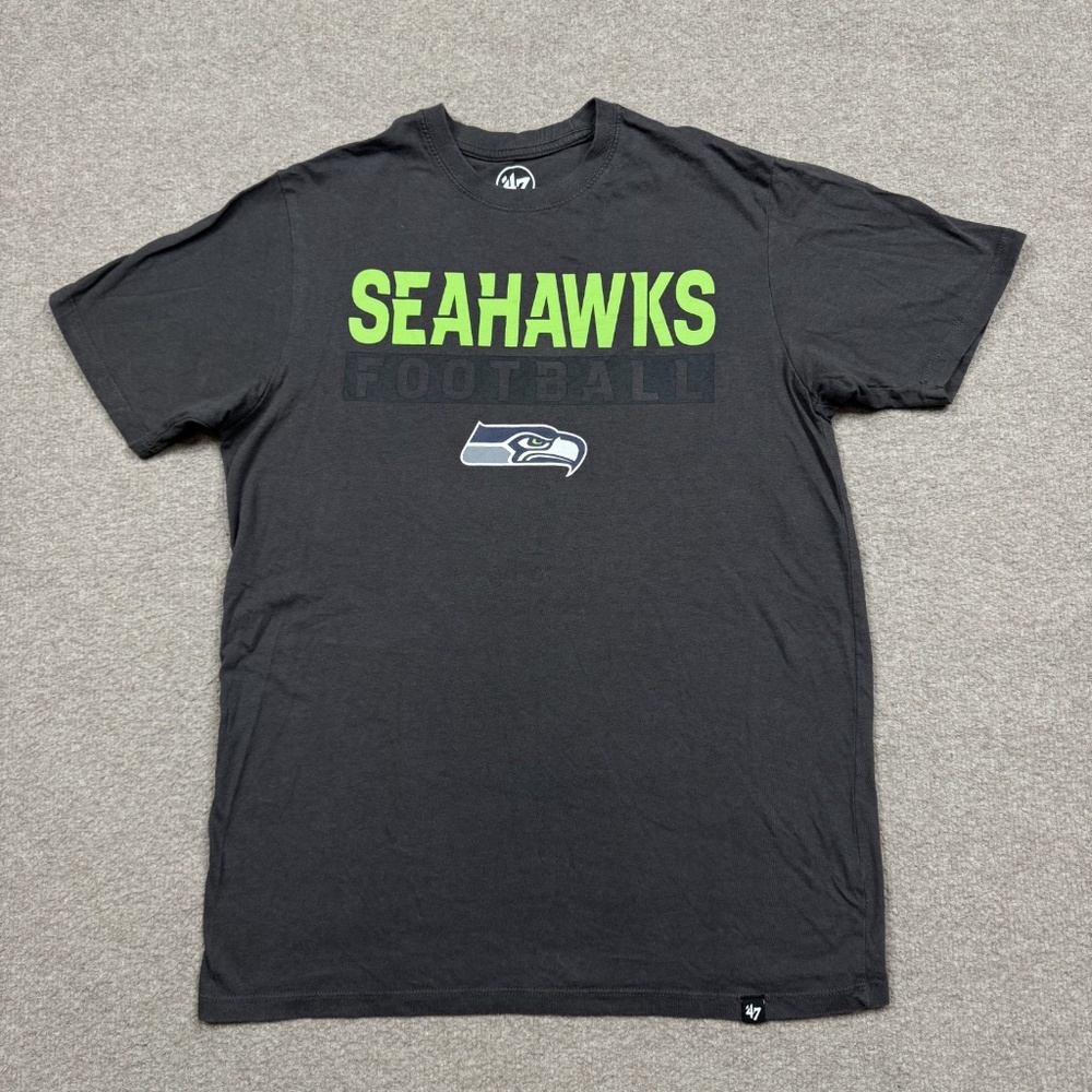 Seattle Seahawks T Shirt Men's Size S Gray NFL Football Short Sleeve Outdoor '47